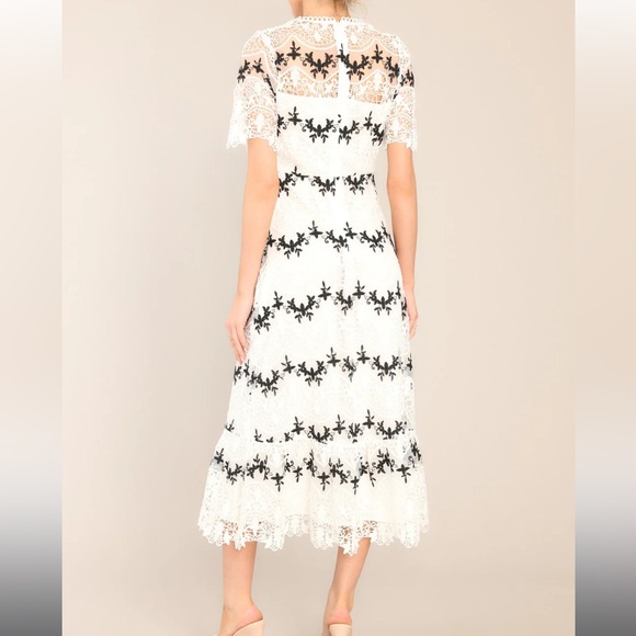 Lace black and white midi dress - Picture 4 of 4